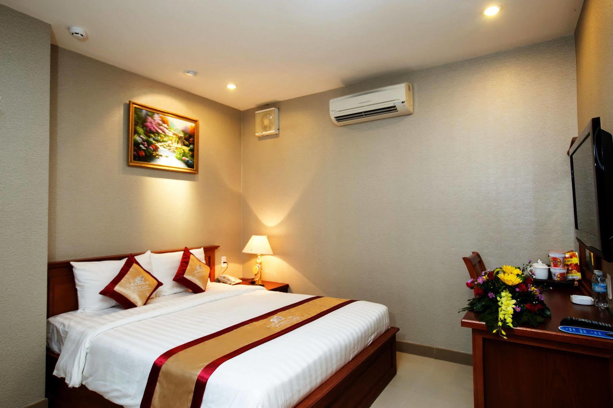 White Lion Hotel Ho Či Minovo Město Exteriér fotografie
